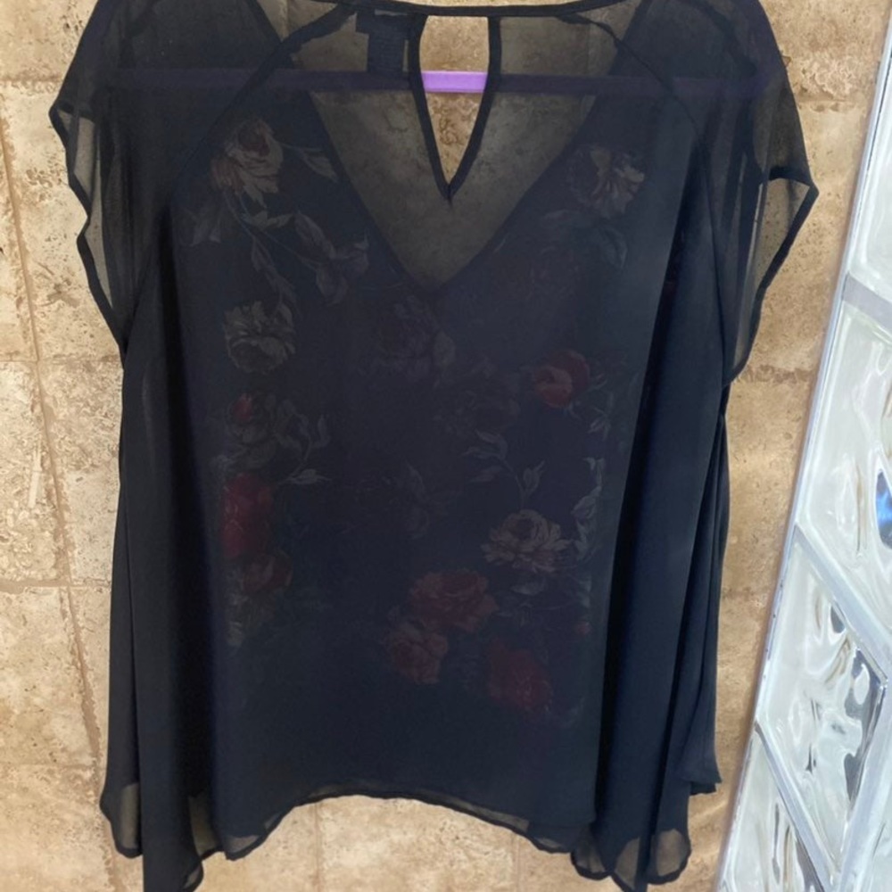 Torrid top - Picture 3 of 3